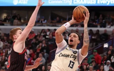 Ryan Rollins Shines as Giannis Returns in Bucks vs. Bulls Match