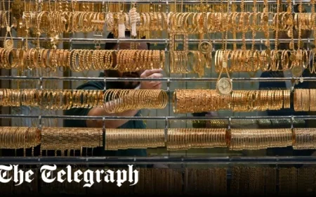 Gold Prices Plunge; Silver Experiences Sharpest Drop Since COVID