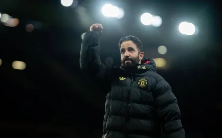 Man United’s January Transfer Decisions: Key Players to Keep or Sell