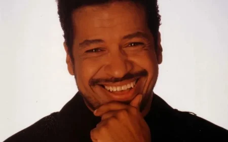 Grammy-Winning Gospel Artist Richard Smallwood Passes Away