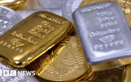 Gold and Silver Prices Surge as Blockbuster Year Concludes