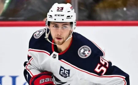 Blue Jackets Trade Chinakhov to Penguins for Heinen