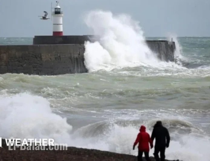 Severe Weather Alert: Storm Bram Brings Heavy Rain and Damaging Winds
