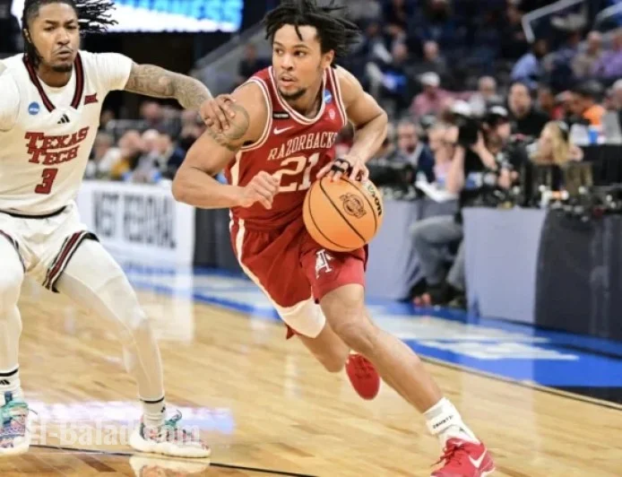 Arkansas Battles Texas Tech in Dallas for Revocruit Rematch
