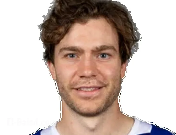 Brayden Point Shines with Key Assist Against Canadiens