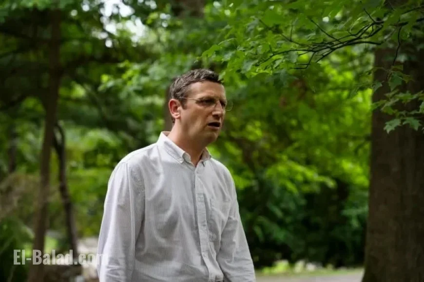 “Chair Company Finale Reaches Unprecedented Heights”