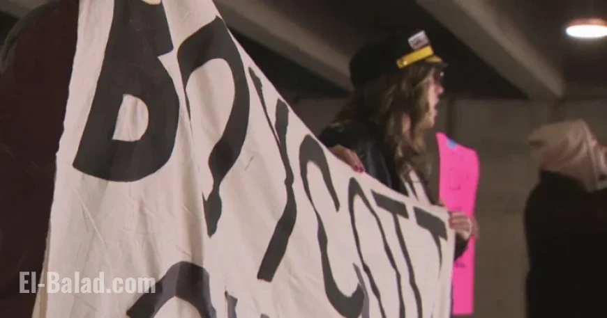 Activists Urge Travelers to Boycott Avelo Airlines in BNA Protest