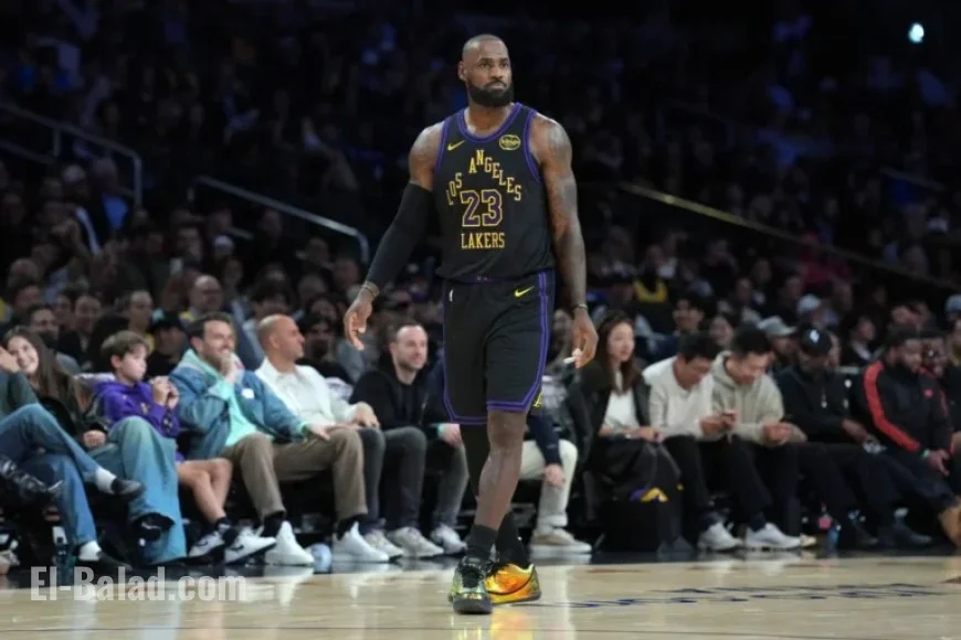 LeBron James, Deandre Ayton Injury Status Revealed for Suns-Lakers Clash