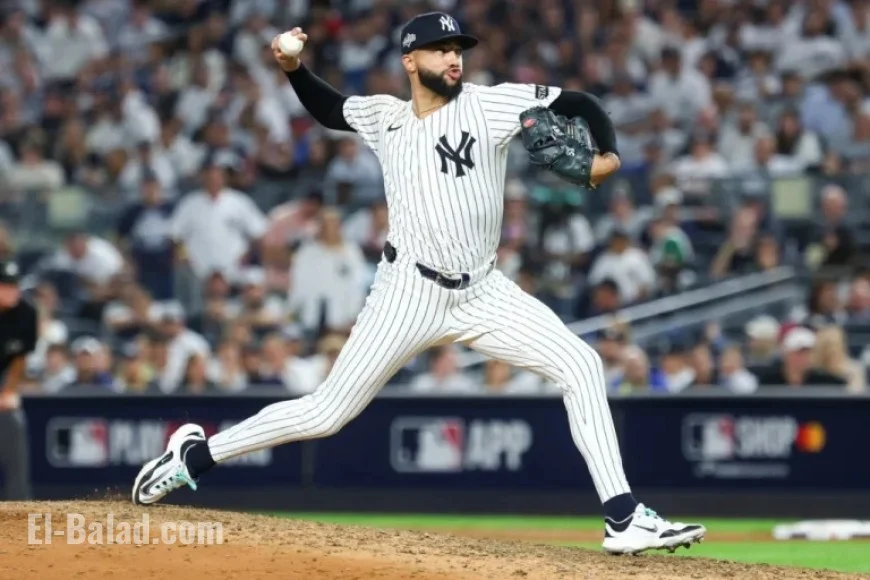 Mets Sign Devin Williams to a Three-Year Contract