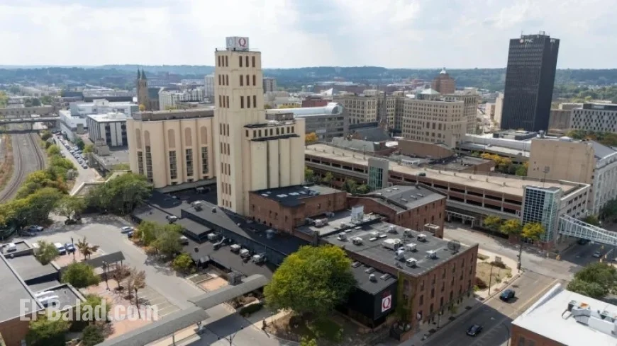 Jeff Bezos and Lauren Sánchez Donate $1.25M to Akron Shelter