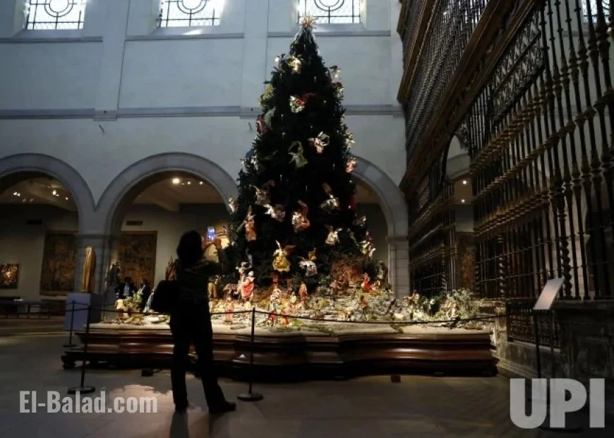 Christmas Tree and Neapolitan Baroque Crèche Shine at Met Fifth Avenue