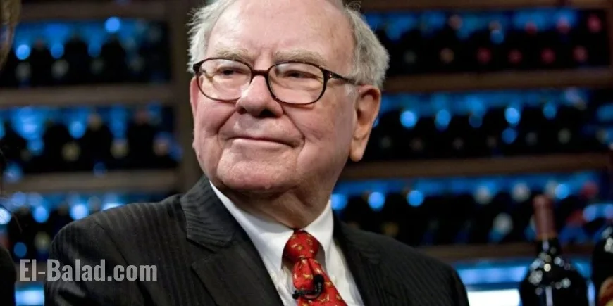 Warren Buffett Halts $10,000 Christmas Cash Gifts to Family