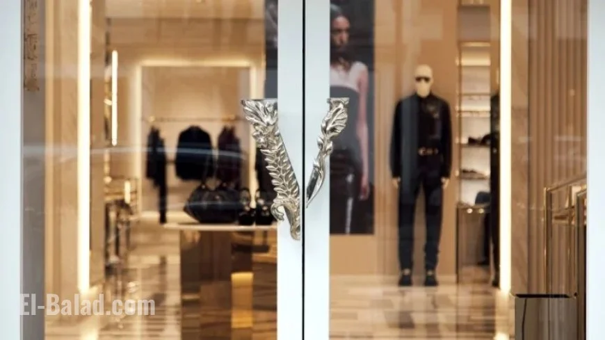 Prada Finalizes Versace Acquisition After Prolonged Negotiations