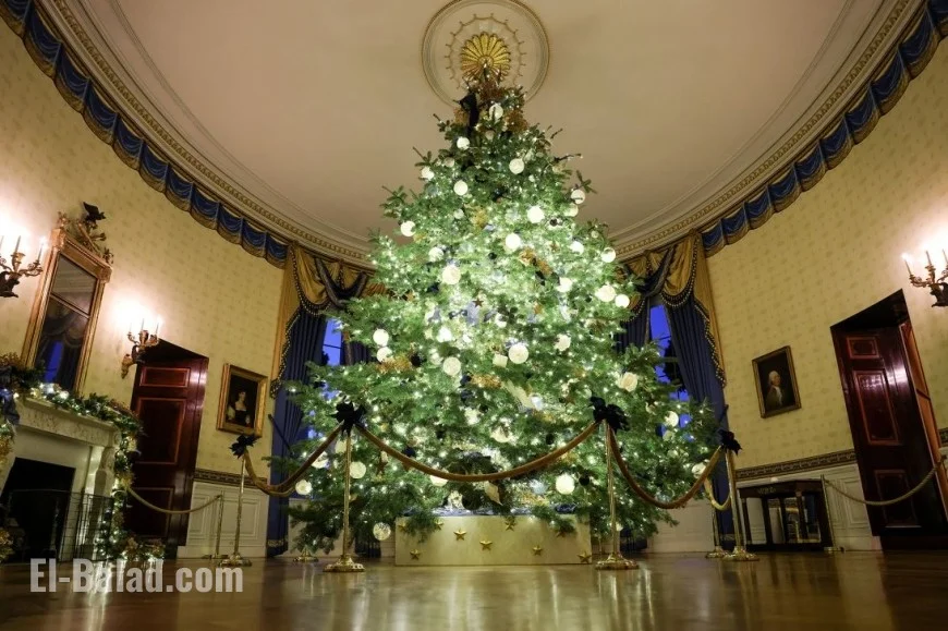 White House Christmas Decorations 2025: Melania Trump Unveils “Home Is Where the Heart Is”