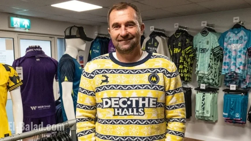 Rowcroft Hospice Cancels Santa Run on Christmas Jumper Day