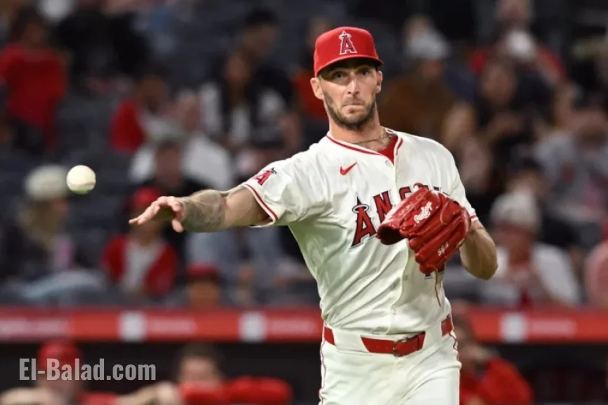 Guardians Secure Veteran Reliever with Major League Contract