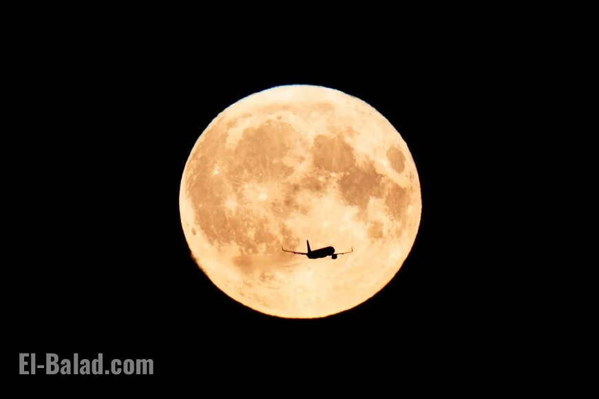 Full Moon December 2025: The Cold Supermoon Peaks Tonight