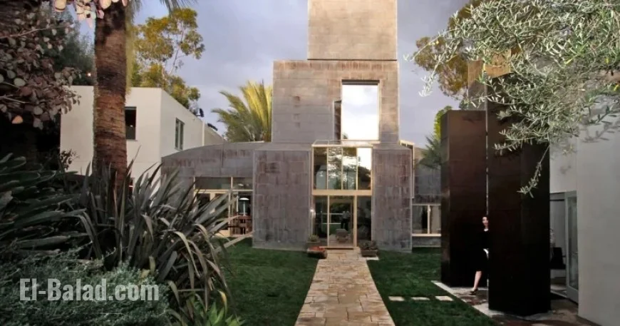 Explore 11 Stunning Frank Gehry Buildings in Los Angeles