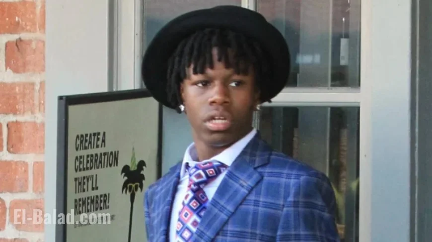 Twitch Streamer RaKai Banned for Giving Away Unpaid Walmart Flowers