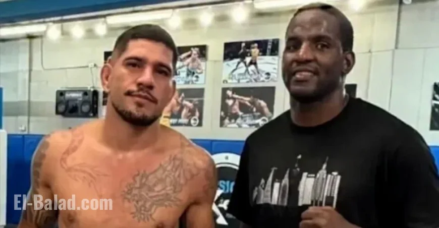 Alex Pereira Predicted to Knock Out Jon Jones at Heavyweight