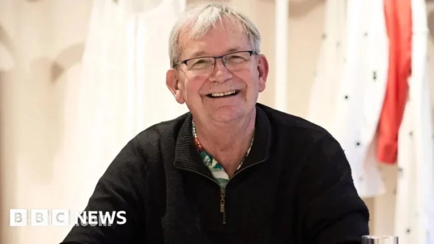 Renowned Photographer Martin Parr Passes Away at 73