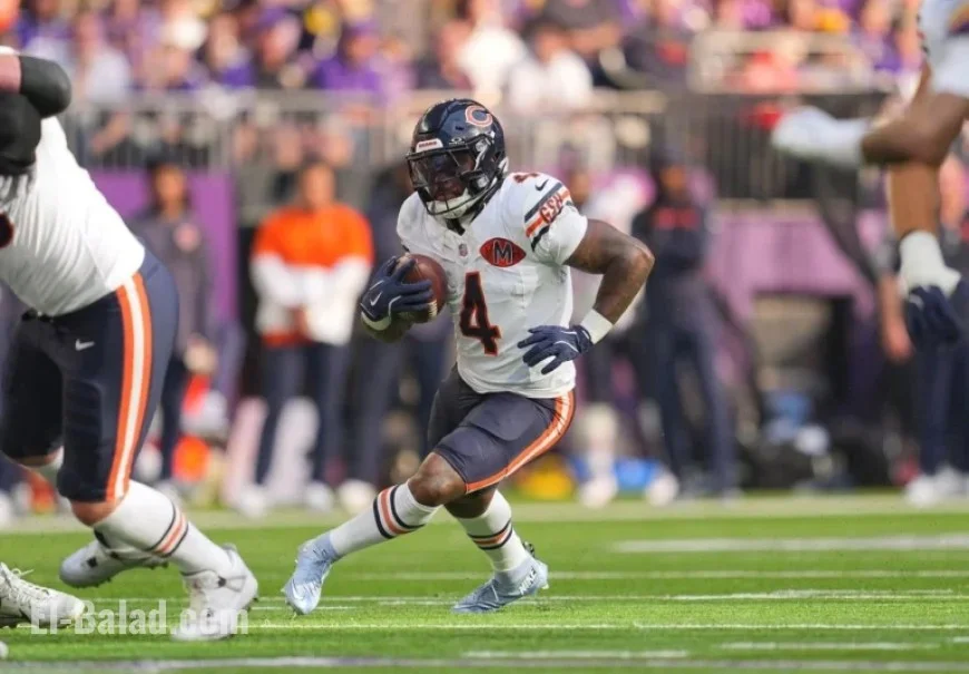 D’Andre Swift Struggles; Bears Trail Packers at Halftime
