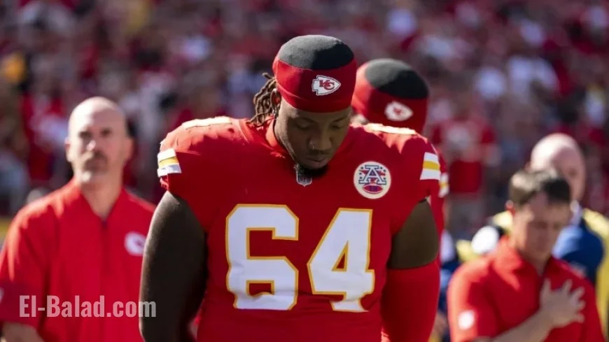 Chiefs’ Wanya Morris Injured on First Play, Taken to Locker Room