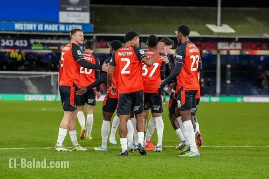 Hatters Face Swindon in Vertu Trophy Last 16 Clash