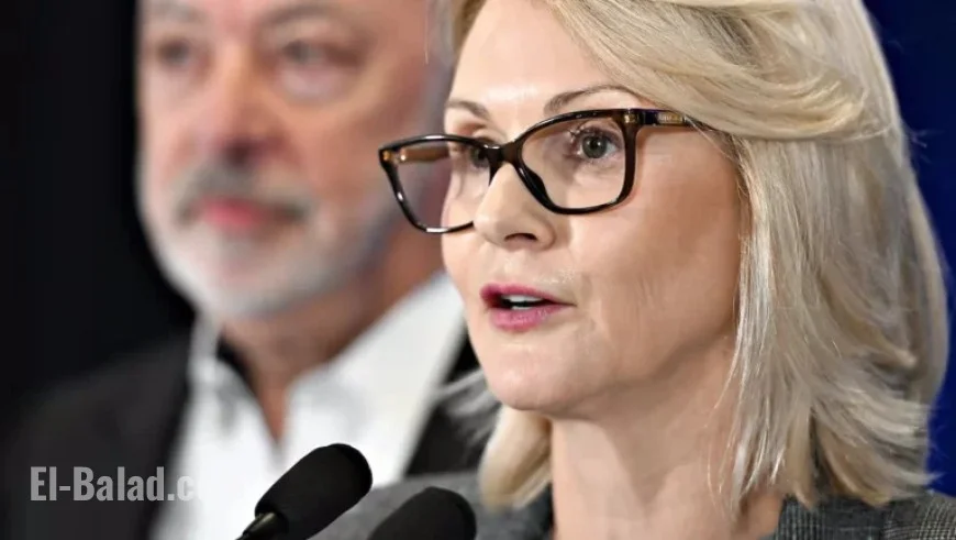 Quebec Health Adds 100 Executives Despite Promise to Cut Numbers