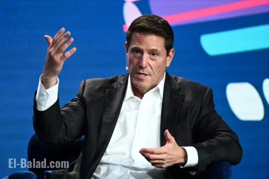 Kevin Mayer Predicts Paramount-Netflix Bidding Battle for Warner Bros. Discovery