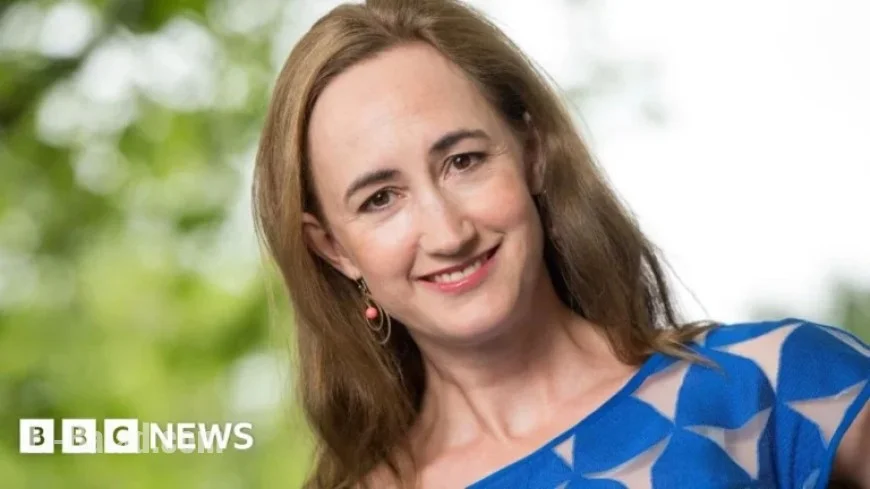 “Shopaholic Author Sophie Kinsella Dies at 55”