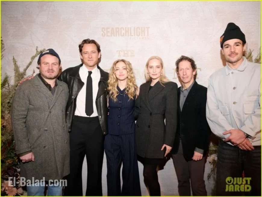 Amanda Seyfried, Lewis Pullman Share Fist Bump at NYC Screening of ‘The Testament of Ann Lee’
