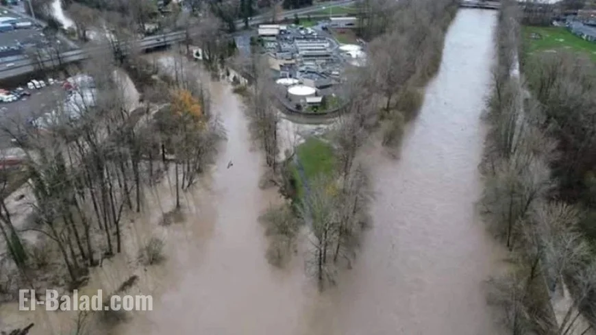 Flooding Shuts Down Major State Highway in East Pierce County