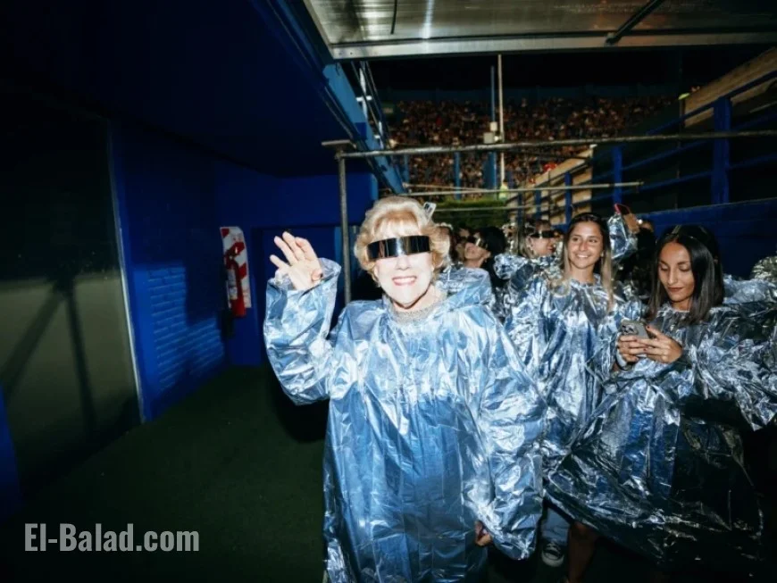 Shakira Fulfills 79-Year-Old Fan’s Dream at Vélez Concert