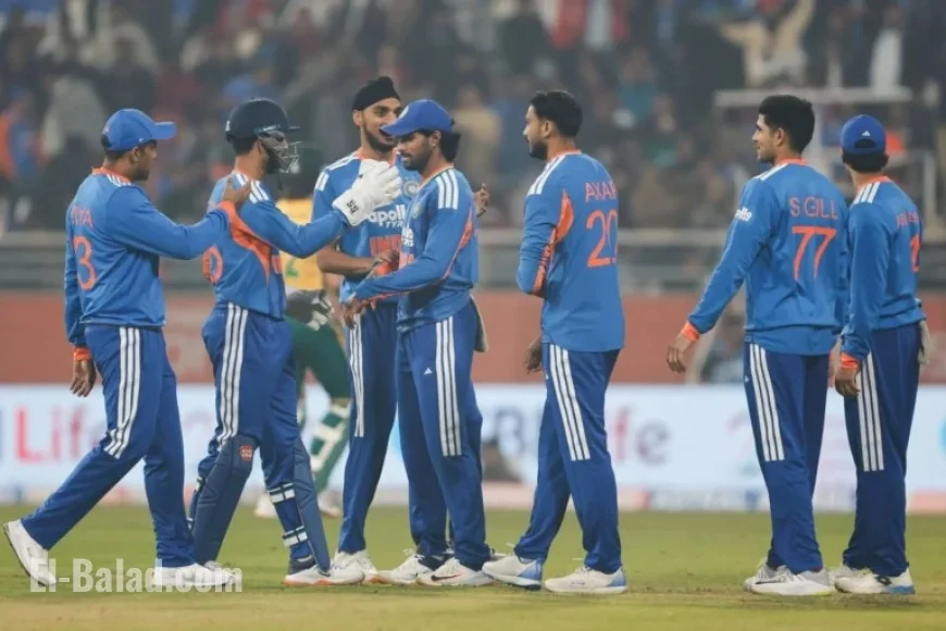 Tilak Varma’s Superb Catch Dismisses Dewald Brevis for 14 in IND vs SA T20I