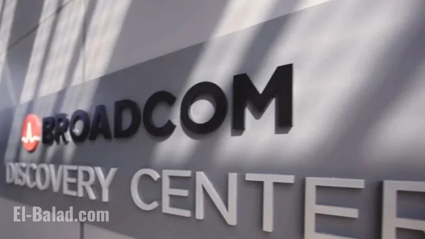 Broadcom Stock Fluctuates Despite Q4 Earnings Beat and Raise