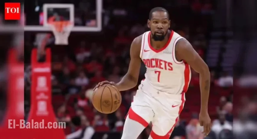Kevin Durant Reunites with College Friend After 17 Years in Houston