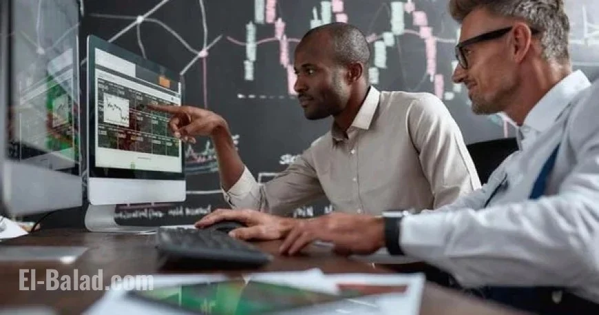 Foreign Investors Inject Hundreds of Billions into Blue Chip Amid VN-Index Drop