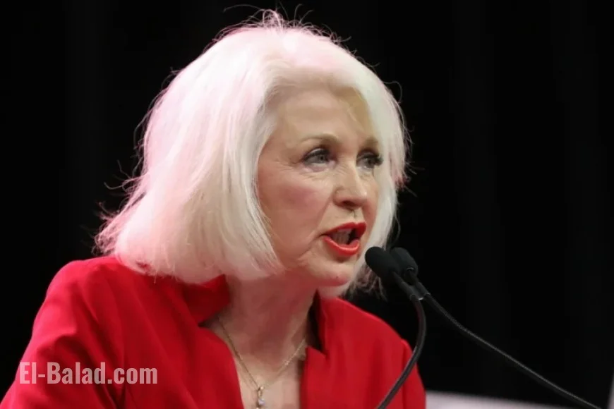 Trump Asserts Pardoning Imprisoned Mesa Clerk Tina Peters