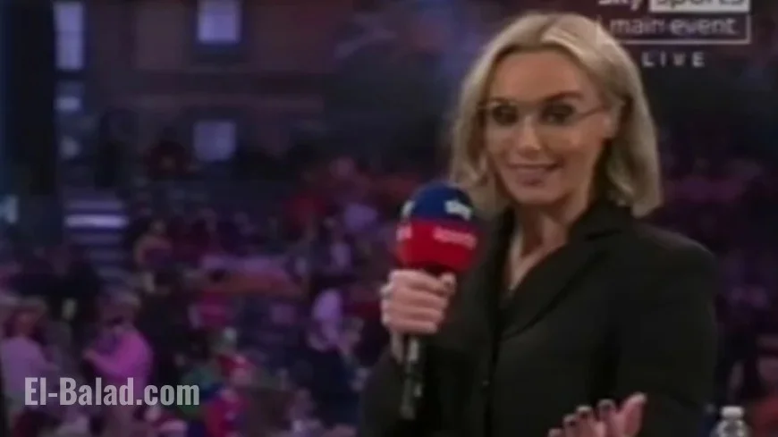 Anna Woolhouse Impresses Darts Fans with Elegant Black Outfit on Sky Sports