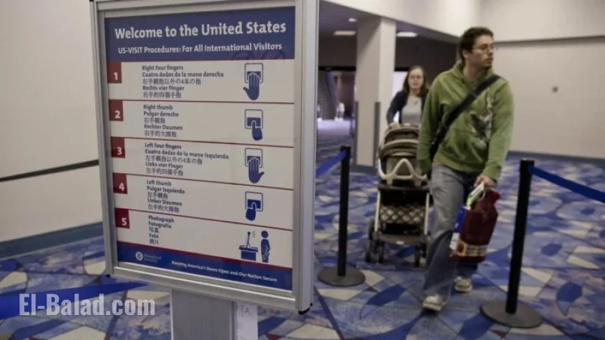 U.S. to Examine Foreign Tourists’ Social Media Profiles