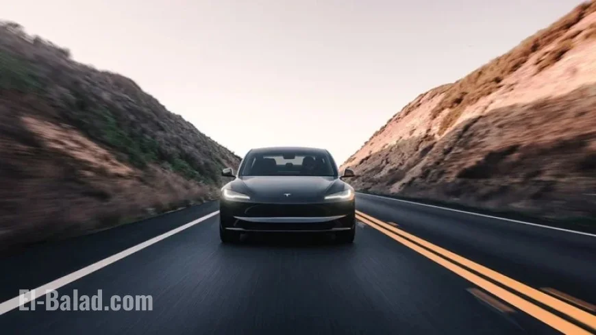 Tesla Stock Eyes New Buy Point Amid Driverless Robotaxi Buzz