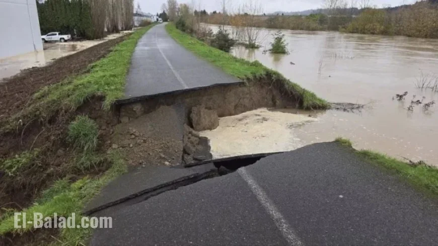 Green River Levee Failure Triggers Flash Flood Warning in King County