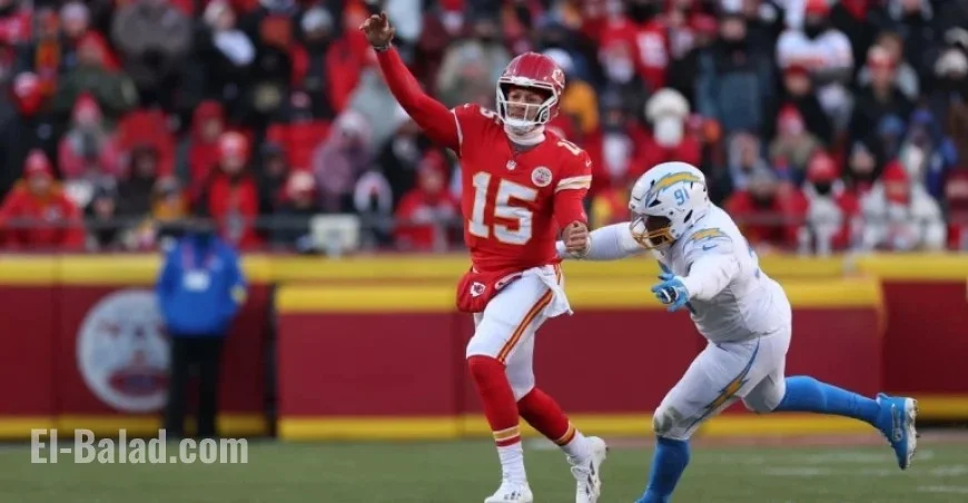 Chiefs’ Patrick Mahomes Suffers ACL Tear: An In-Depth Analysis