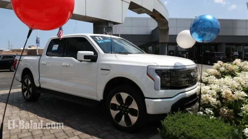 Ford Halts F-150 Lightning Production, Shifts Focus to Hybrids