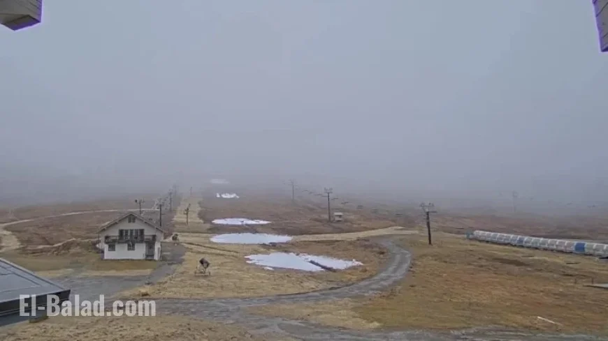 Snoqualmie Ski Resort Rolls Over Season Pass for Late-Year Start