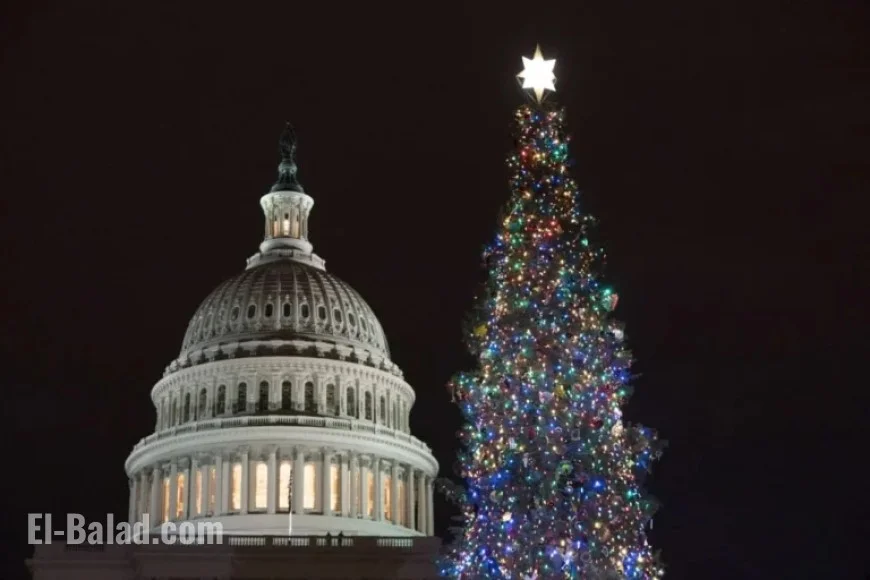 Trump Grants Federal Employees Two Extra Days Off for Christmas