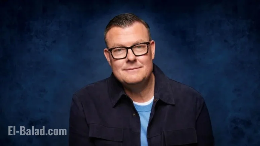 Blackhawks Face Canadiens at Bell Centre: Quebec’s Crevier Slips Away