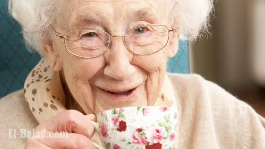 Tea or Coffee Choice May Affect Osteoporosis Risk in Older Women