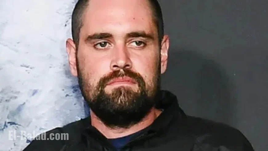 Ariana Grande Infuses Christmas Magic in ‘SNL’ Midseason Finale